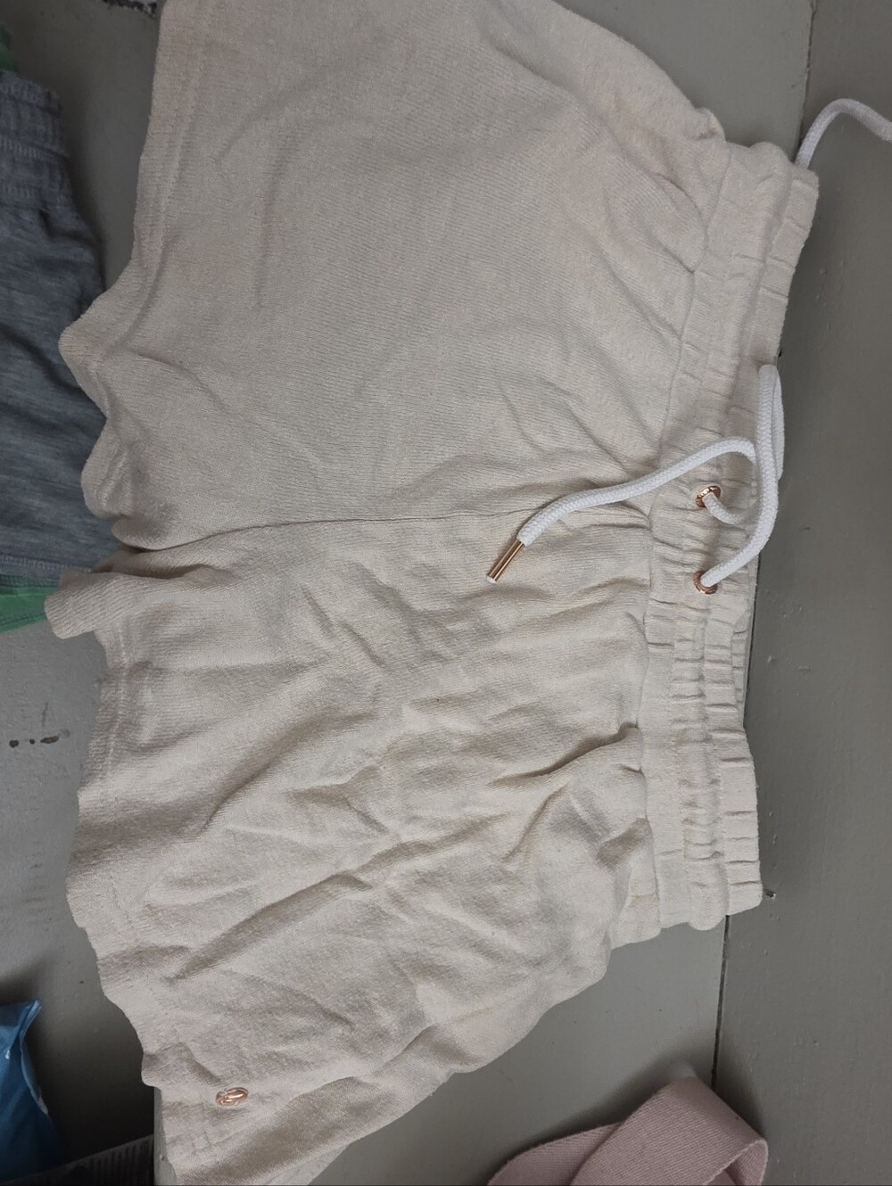 Volcom Small Shorts - Picture 3 of 5